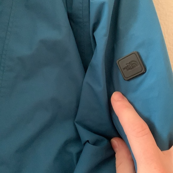 Blue North Face Winter coat - Picture 6 of 6